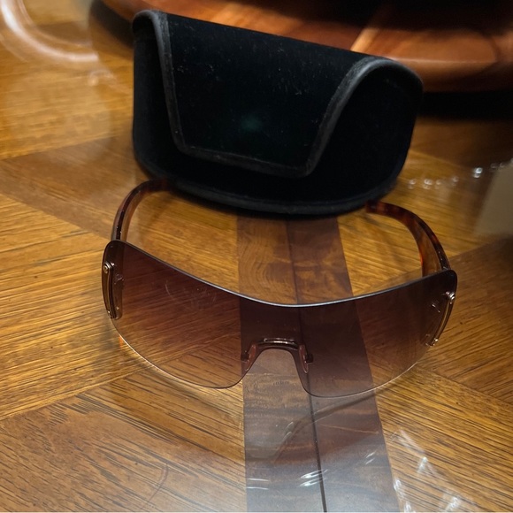 MARC BY MARC JACOBS sunglasses - Picture 3 of 6